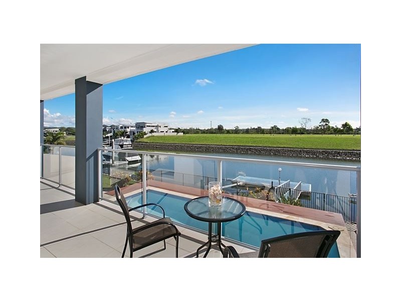 32A Harbourvue Court, Helensvale QLD 4212