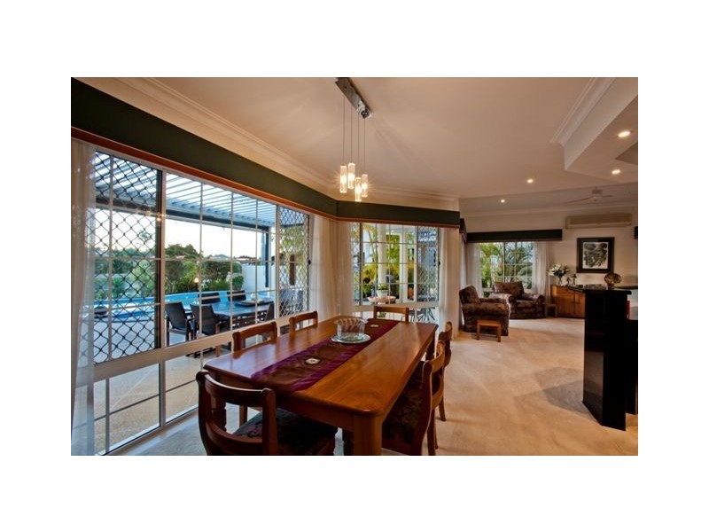 11 Malvern Place, Robina QLD 4226