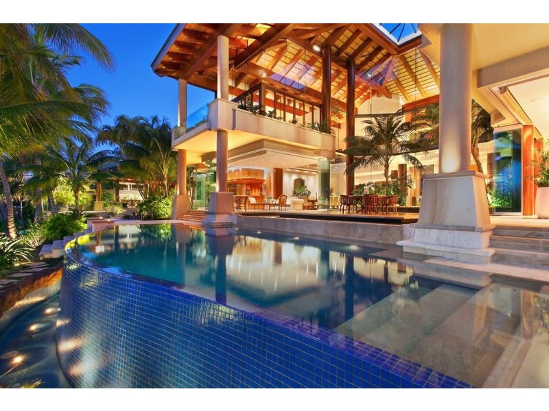 57 The Corso, Isle Of Capri QLD 4217