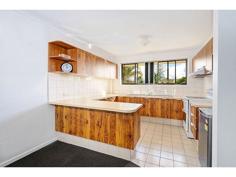 6/10 Cannes Avenue, Surfers Paradise QLD 4217
