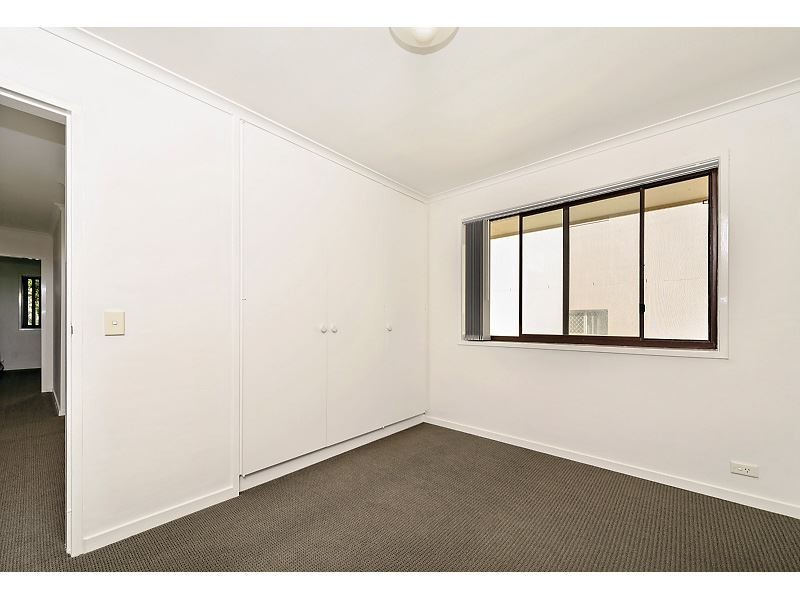 6/10 Cannes Avenue, Surfers Paradise QLD 4217