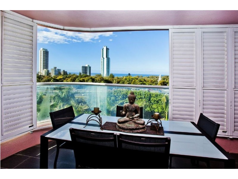 28/12 Commodore Drive, Surfers Paradise QLD 4217