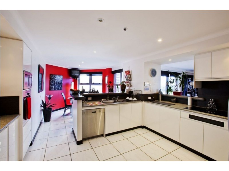 28/12 Commodore Drive, Surfers Paradise QLD 4217