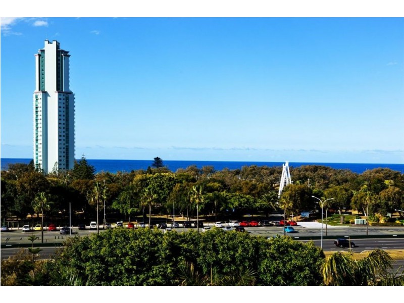 28/12 Commodore Drive, Surfers Paradise QLD 4217