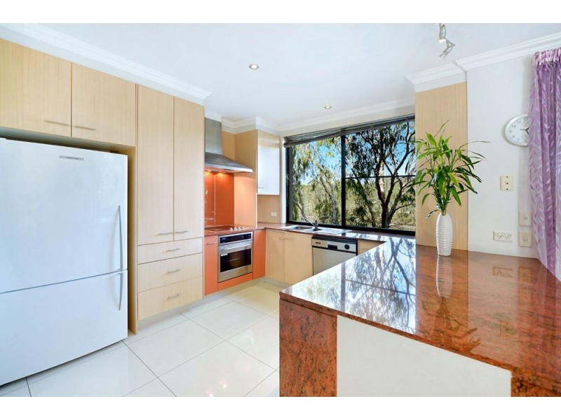 15/4 University Drive, Robina QLD 4226