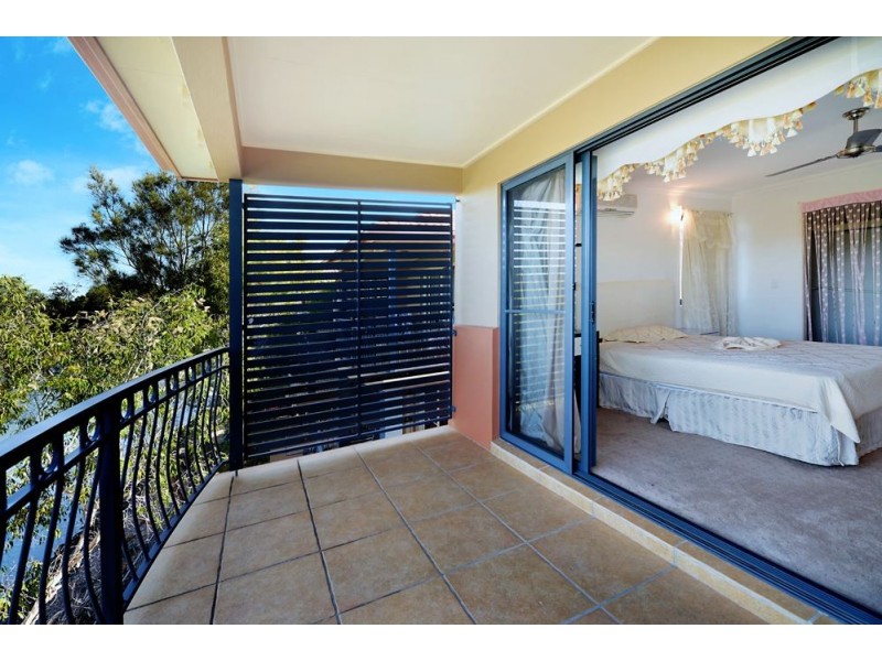 15/4 University Drive, Robina QLD 4226