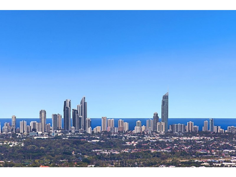 25 Moroccan Street, Highland Park QLD 4211