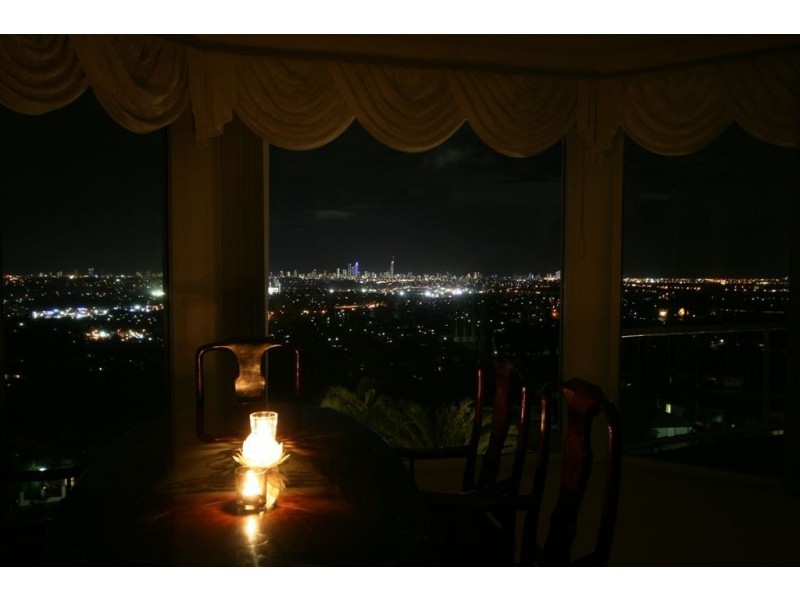 25 Moroccan Street, Highland Park QLD 4211