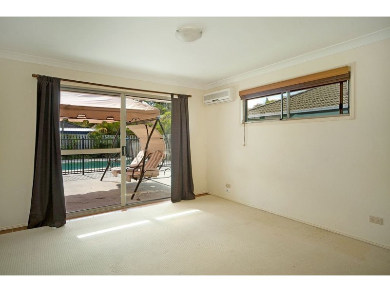 42A Sickle Avenue, Hope Island QLD 4212