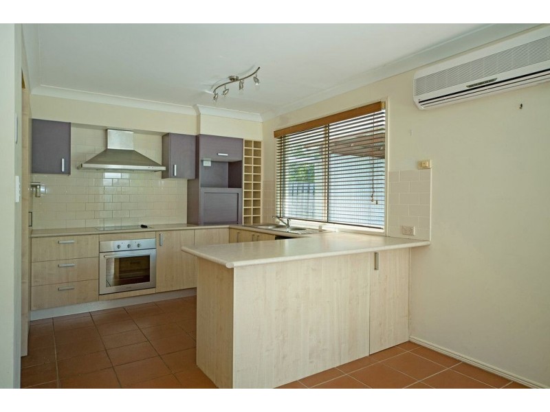 42A Sickle Avenue, Hope Island QLD 4212