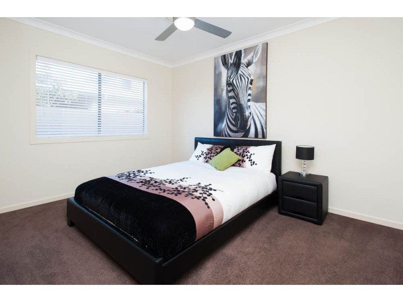 23 Galley Road, Hope Island QLD 4212