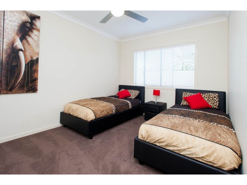 23 Galley Road, Hope Island QLD 4212