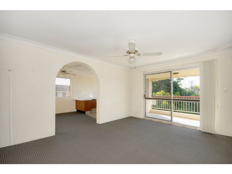 12/282 Marine Parade, Labrador QLD 4215