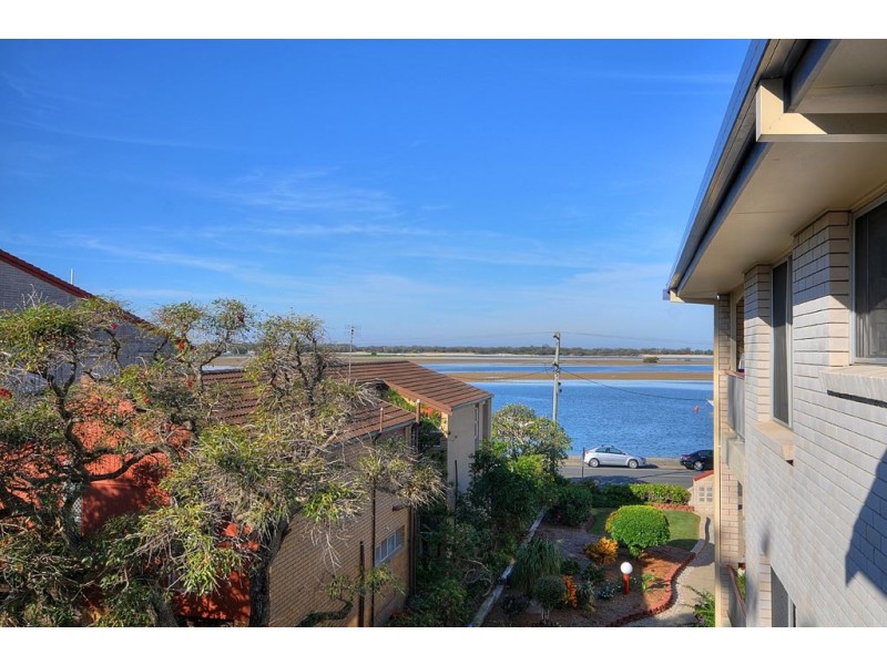 12/282 Marine Parade, Labrador QLD 4215