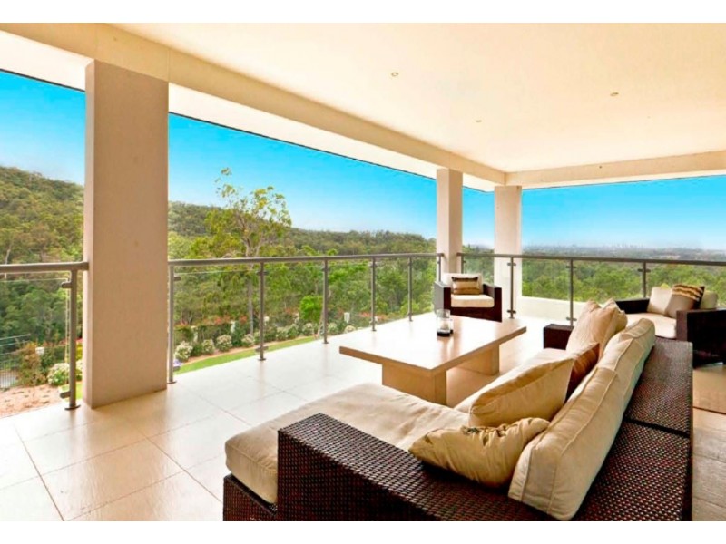 219 Crane Crescent, Nerang QLD 4211
