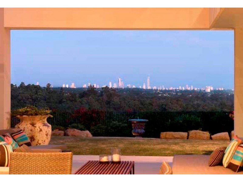 219 Crane Crescent, Nerang QLD 4211
