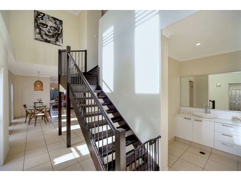 1/49 Albion Avenue, Miami QLD 4220