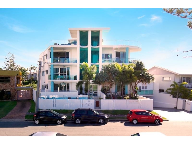 2/10 Oatland Esplanade, Runaway Bay QLD 4216