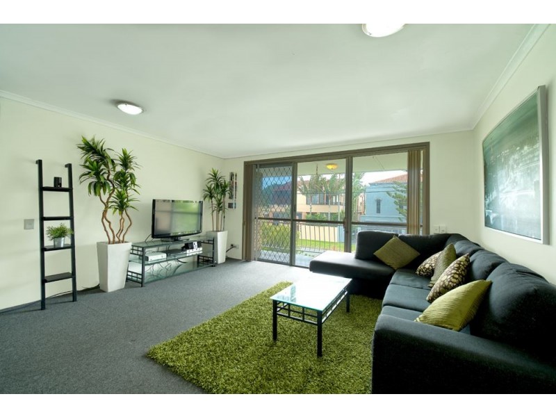 5/120 Stanhill Drive, Chevron Island QLD 4217