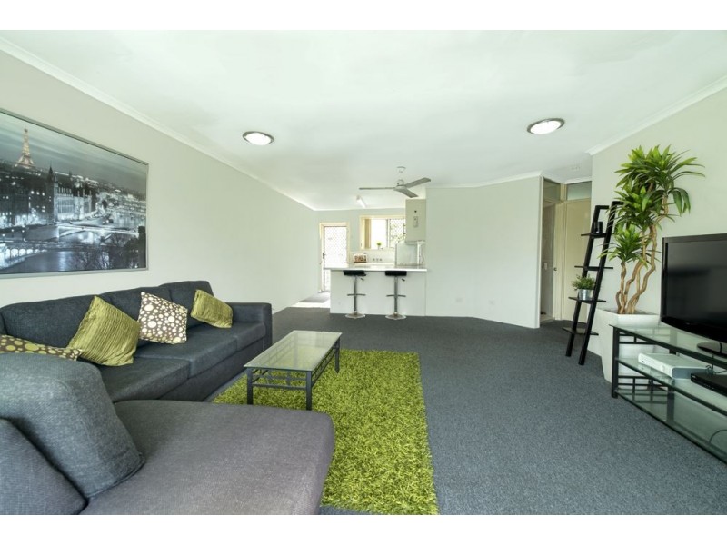 5/120 Stanhill Drive, Chevron Island QLD 4217