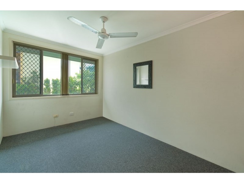 5/120 Stanhill Drive, Chevron Island QLD 4217