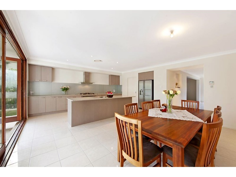 29 Canada Place, Arundel QLD 4214