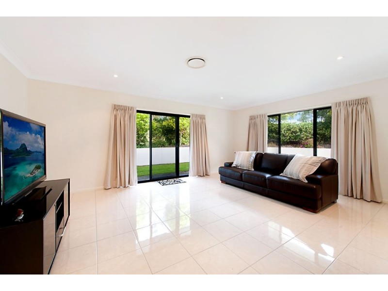 29 Canada Place, Arundel QLD 4214