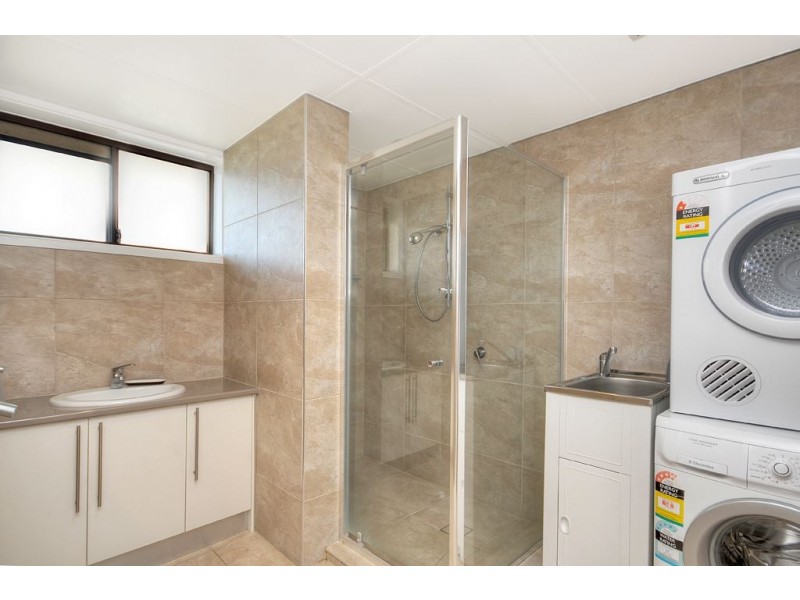 6/5 Queensland Ave, Broadbeach QLD 4218
