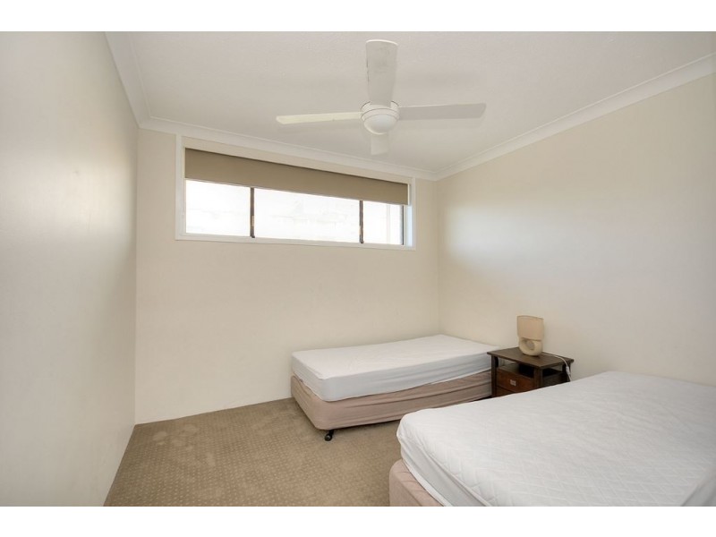 6/5 Queensland Ave, Broadbeach QLD 4218