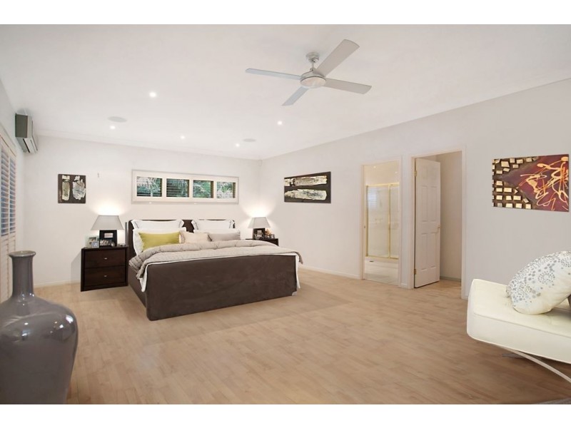 11 Camphorlaurel Court, Tallebudgera Valley QLD 4228