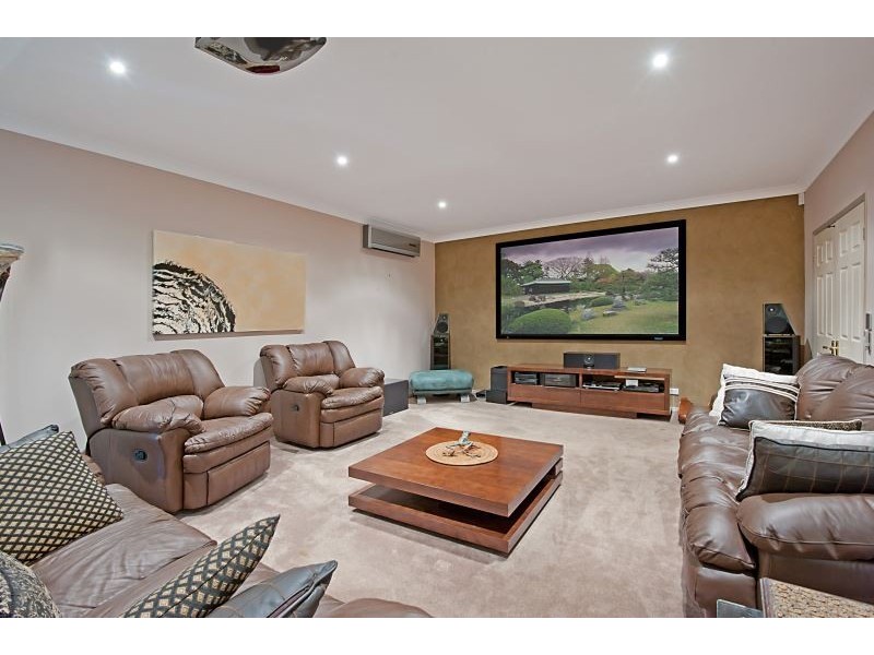 11 Camphorlaurel Court, Tallebudgera Valley QLD 4228