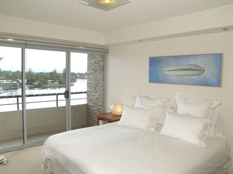 23/1 Peninsula Drive, Surfers Paradise QLD 4217