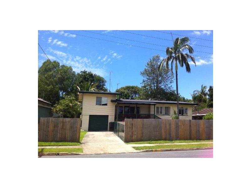 20 Neville Ave, Southport QLD 4215