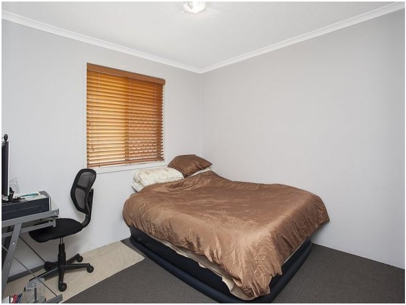 33 Australia Avenue, Broadbeach QLD 4218