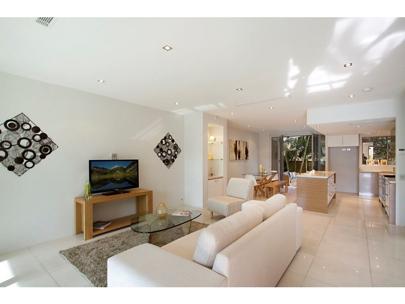 14a Lavarack Road, Mermaid Beach QLD 4218