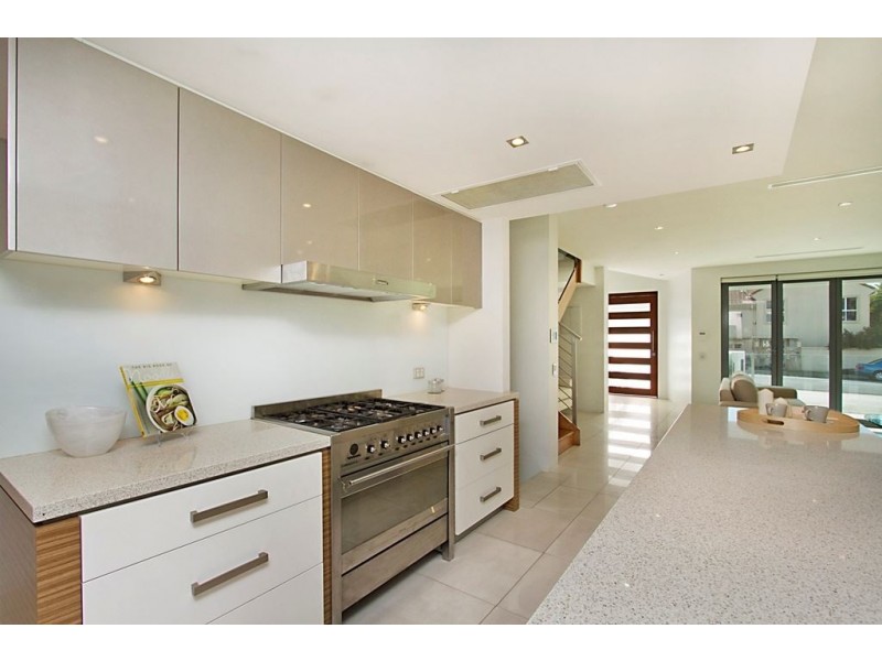 14a Lavarack Road, Mermaid Beach QLD 4218