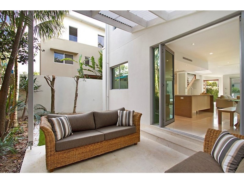 14a Lavarack Road, Mermaid Beach QLD 4218