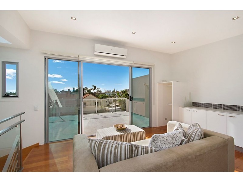 14a Lavarack Road, Mermaid Beach QLD 4218