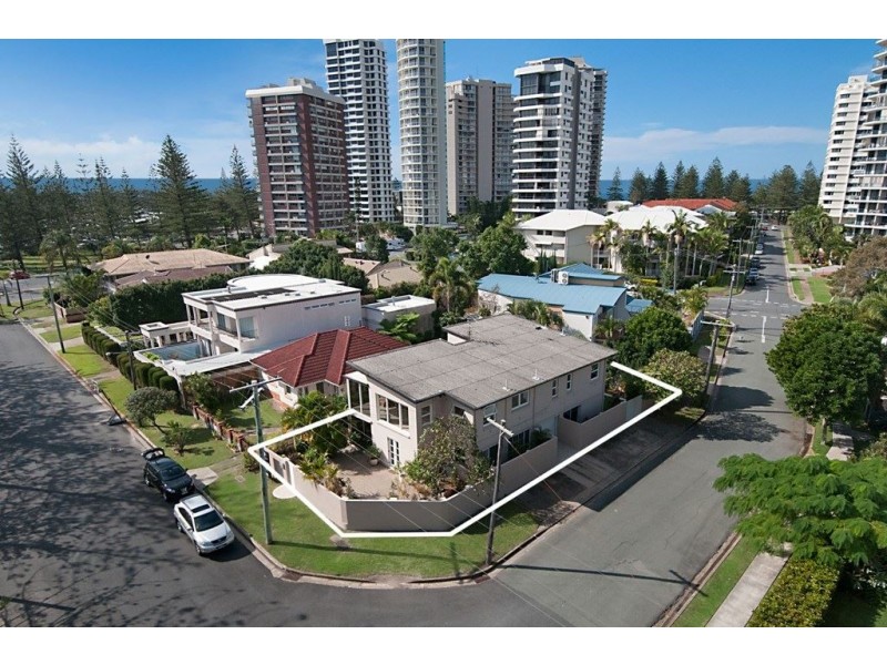 51 Rankin Parade, Main Beach QLD 4217