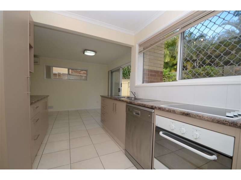 19/5 Greenlands Drive, Varsity Lakes QLD 4227