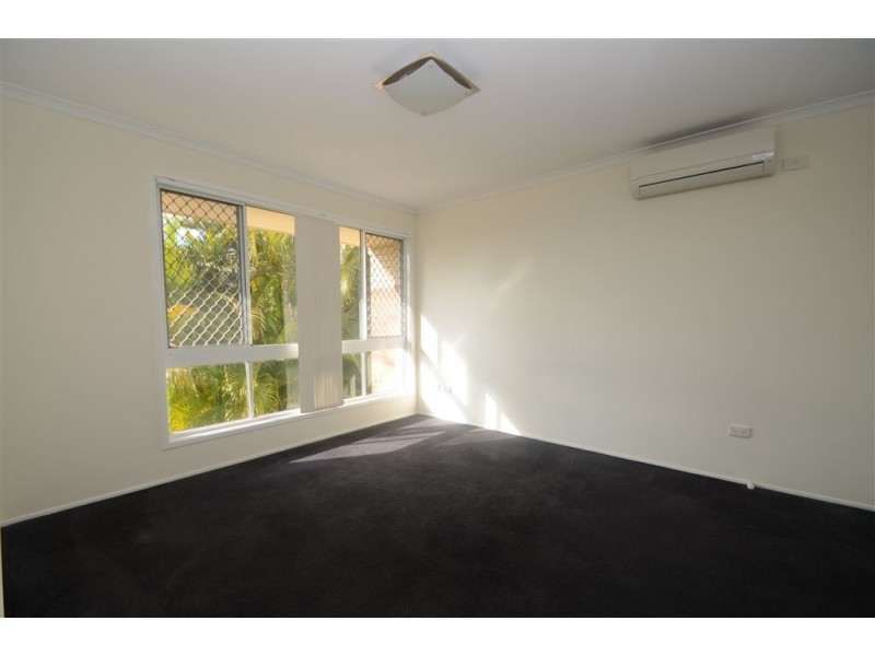 19/5 Greenlands Drive, Varsity Lakes QLD 4227