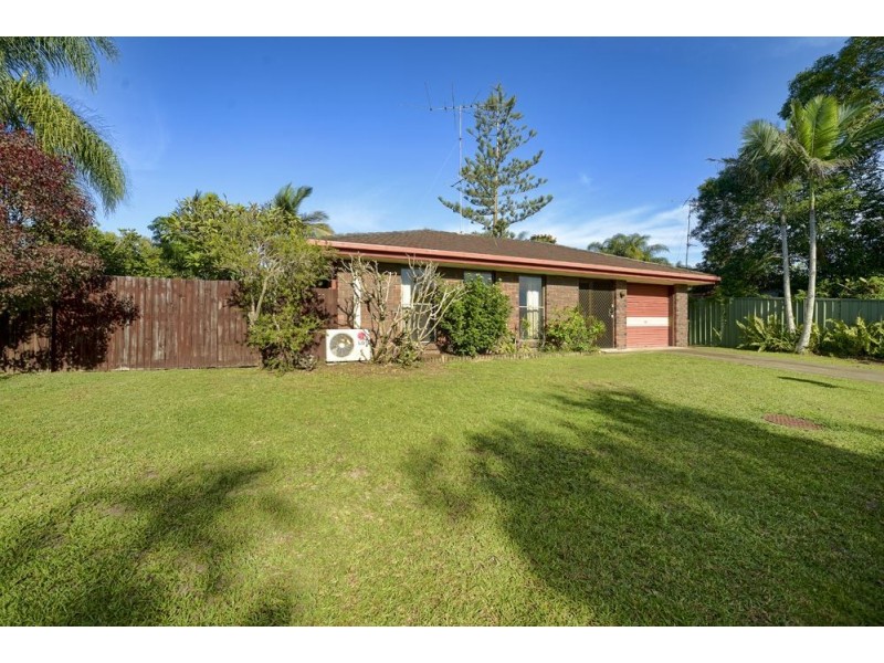 162 Markeri Street, Mermaid Waters QLD 4218