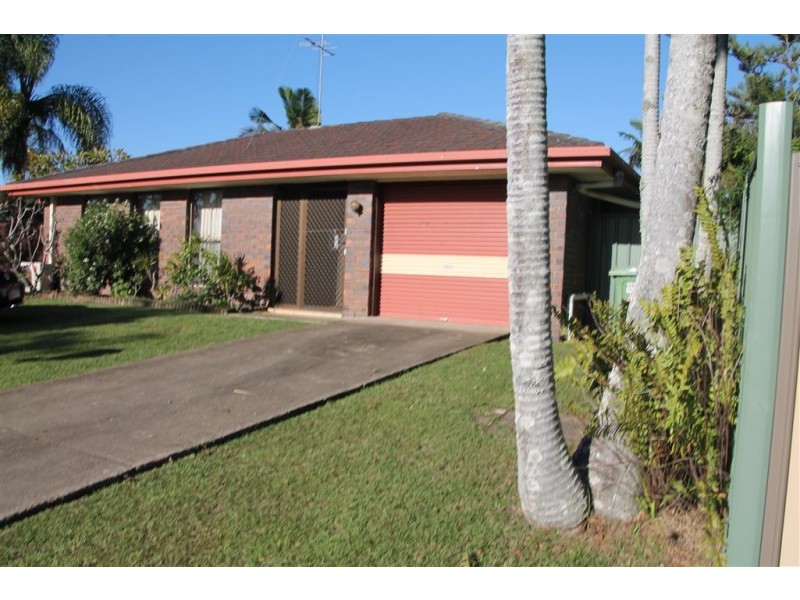 162 Markeri Street, Mermaid Waters QLD 4218