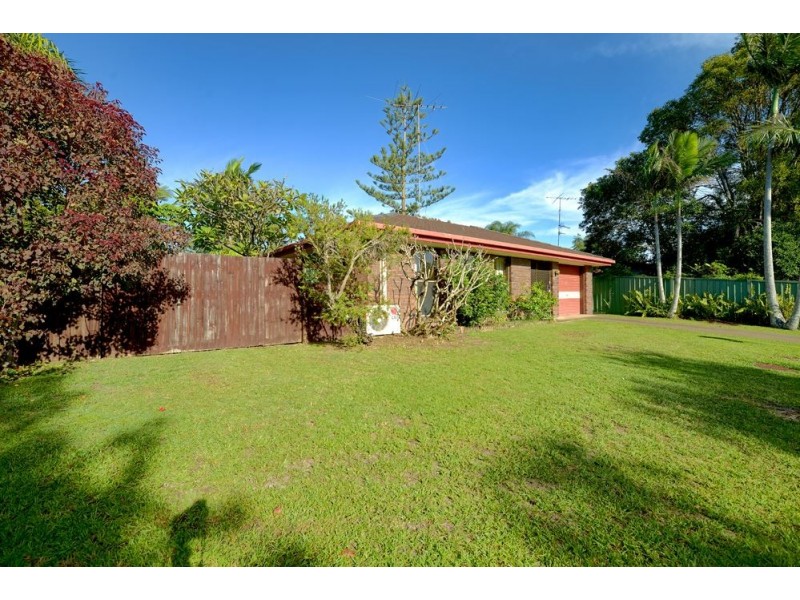 162 Markeri Street, Mermaid Waters QLD 4218