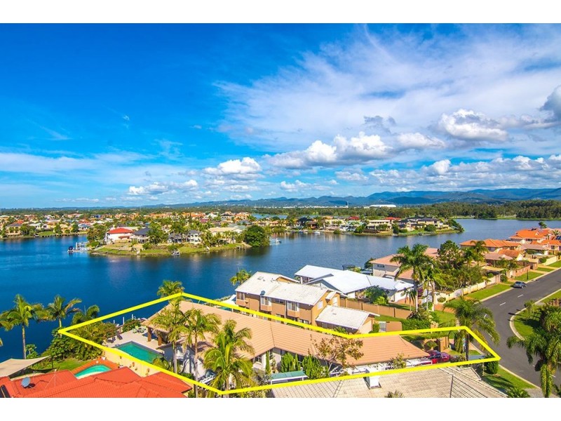 4 Santabelle Crescent, Clear Island Waters QLD 4226