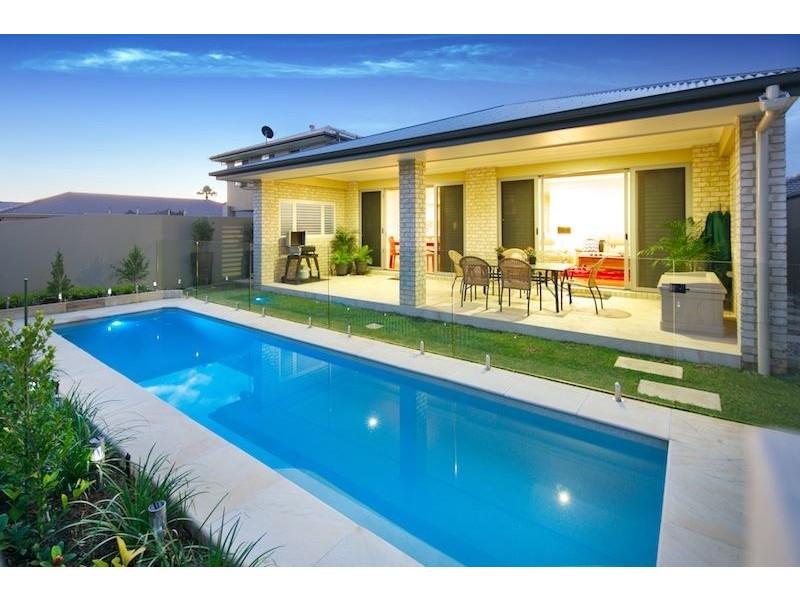 10 South Quay Drive, Biggera Waters QLD 4216