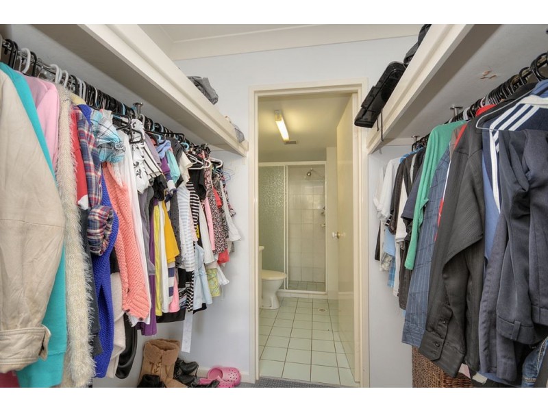 35 Palm Avenue, Surfers Paradise QLD 4217