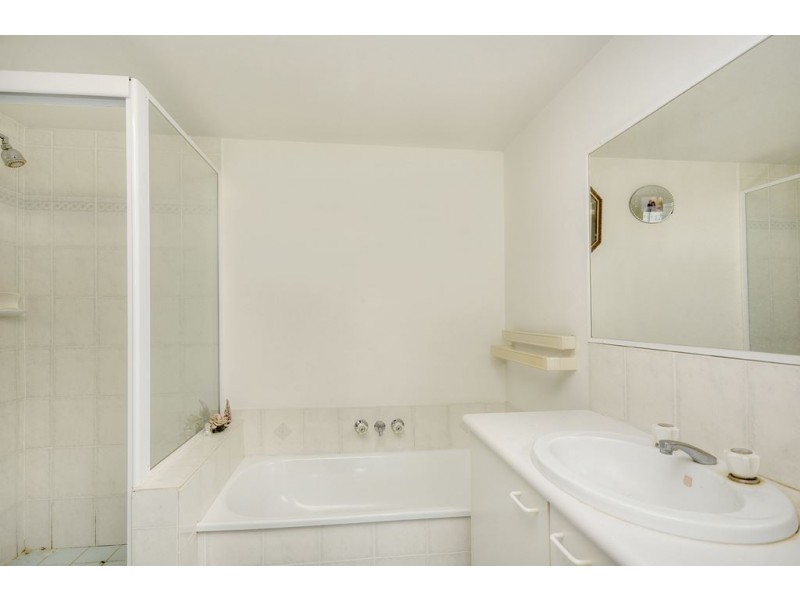 35 Palm Avenue, Surfers Paradise QLD 4217