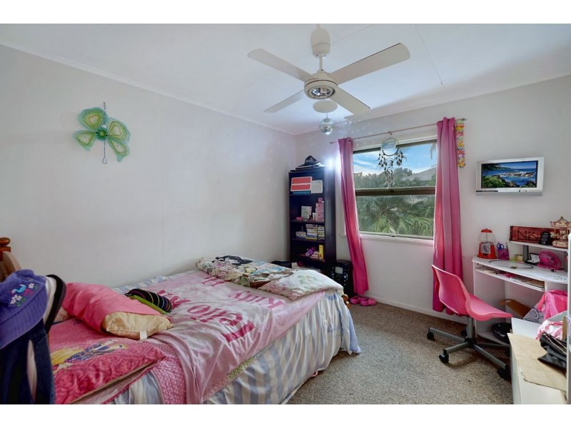 5 Kropp Street, Biggera Waters QLD 4216