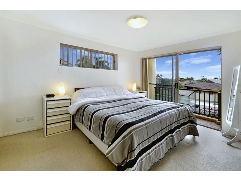 15/14 Jennifer Avenue, Runaway Bay QLD 4216